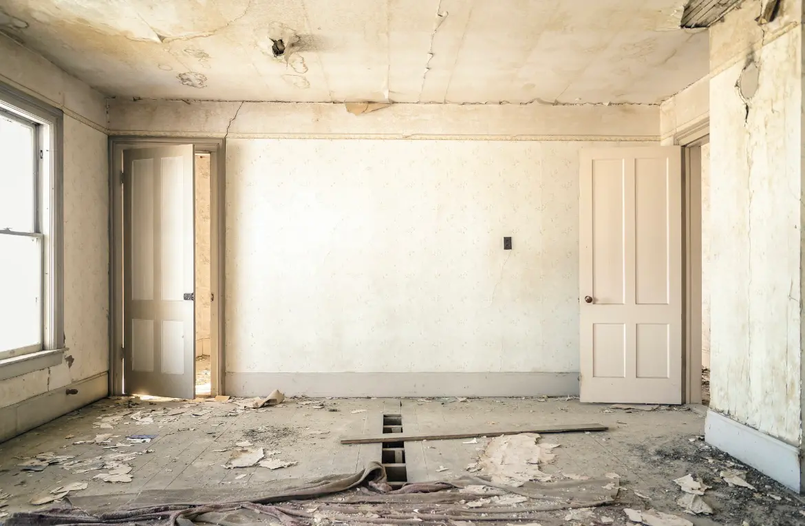 Waste disposal crew managing a cleanout project in Alice